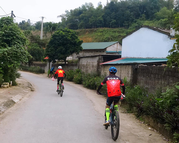 Lào Cai tổ chức Giải đua xe đạp “Hương cốm Lào Cai” năm 2021 